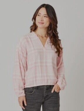 Carve Designs Shelby Top in the Grapefruit Plaid, Medium (C5)